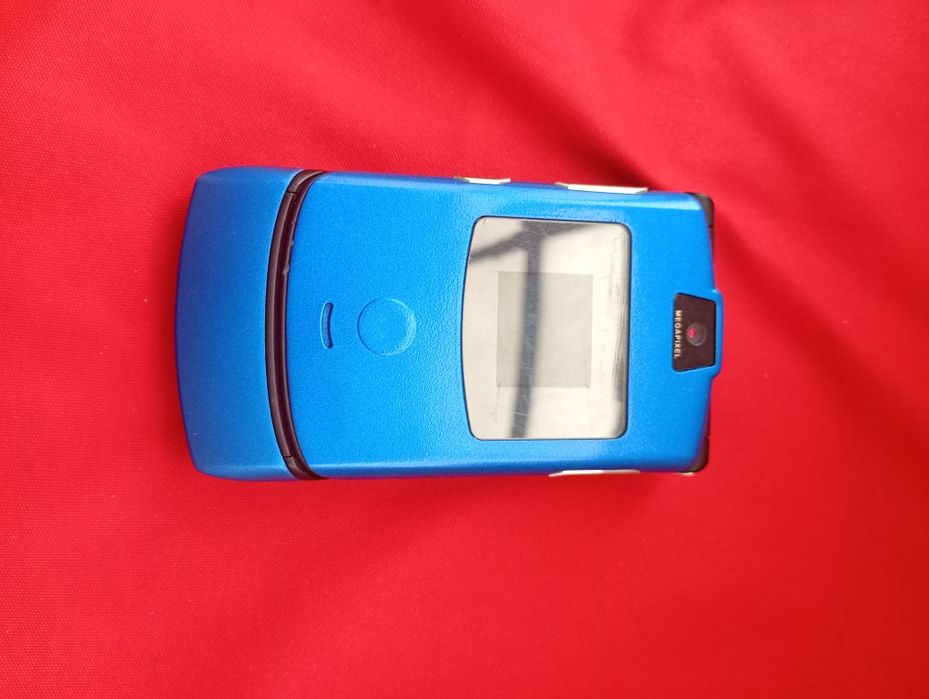 Motorola V3  ( decodat, refurbished)