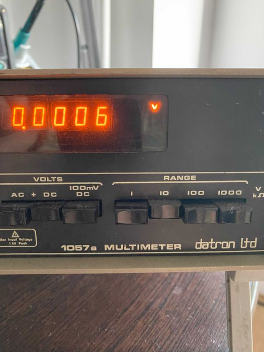 Multimetru Datron 1057a  precizie 0.05% de colectie reconditionat