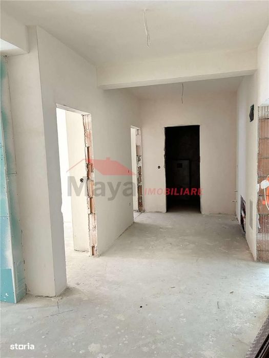 Apartament 2 camere , decomandat, zona de jos