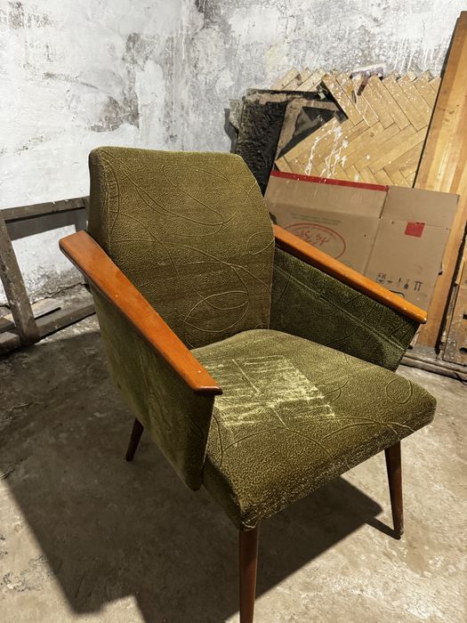 Продам винтажное кресло