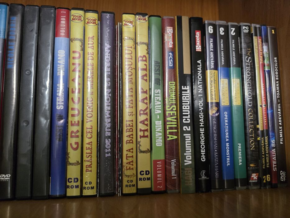 50 DVD-uri cu filme și desene animate românești basme