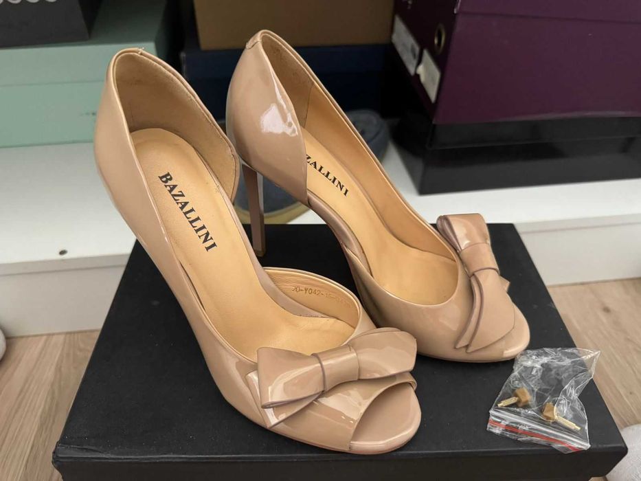 Продам летние туфли