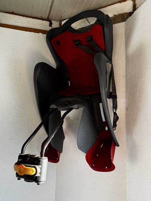 Vand Landou si suport copil pe bicicleta