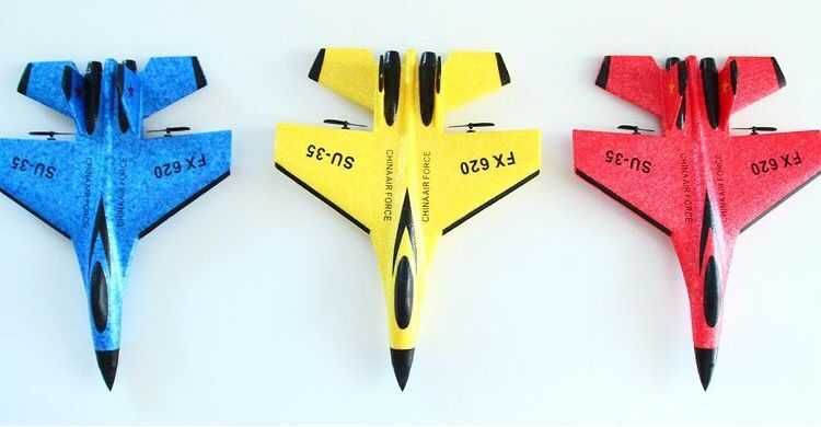 Радиоуправляемый самолет