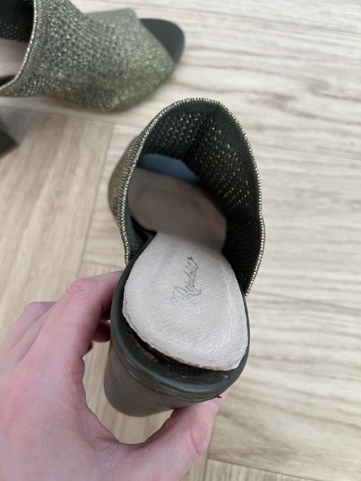 Туфли боссоножки мюлли