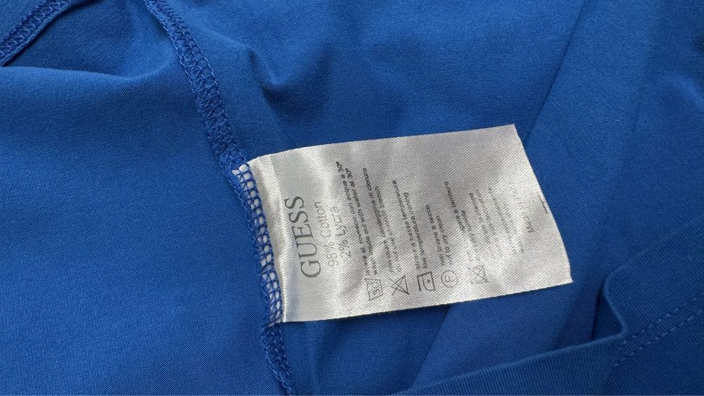 Blugi Guess 29 +tricou gratuit