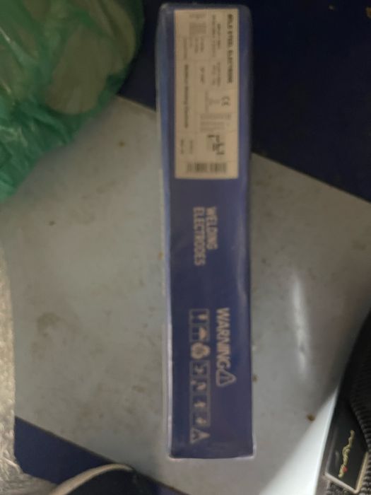 Electrozi noi sigilati