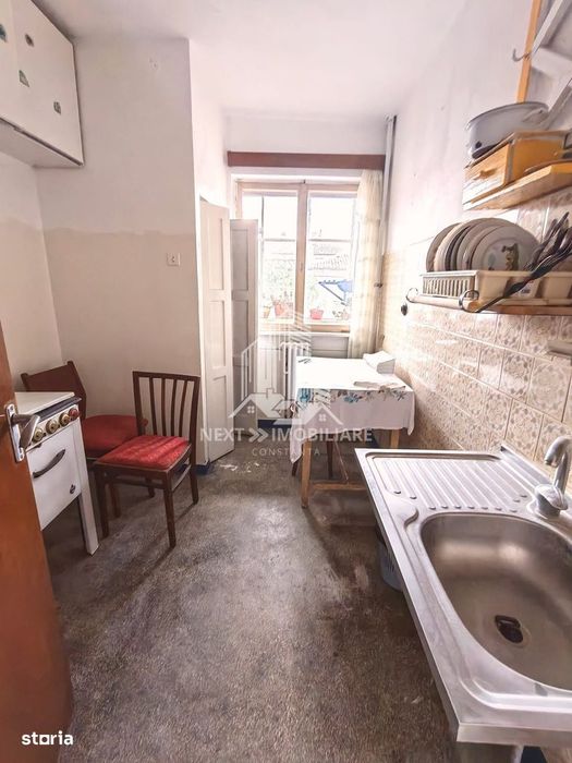 Apartament 3 camere ultracentral | Etaj 1| Garaj | Piața Grivitei