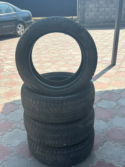Продам идельные зимние шины