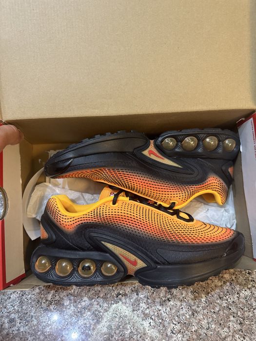 Nike Air Max DN SE Orange 42