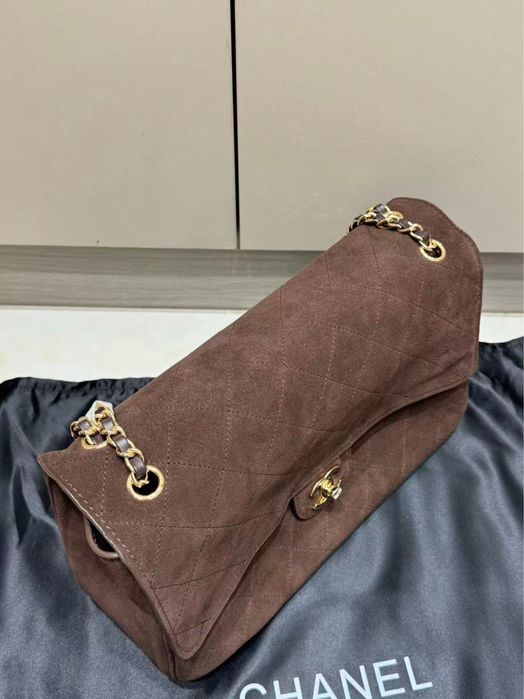 Налична дамска чанта  Chanel Maxi Flap Bag