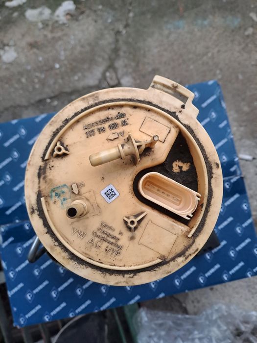 Горивна помпа за резервоар VW Passat B6 BMR