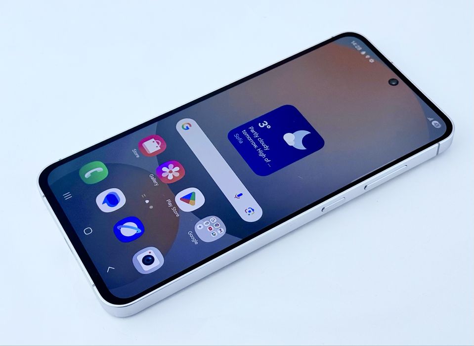 Samsung Galaxy S24 FE 5G 128GB 8RAM White 100% Батерия! Гаранция!