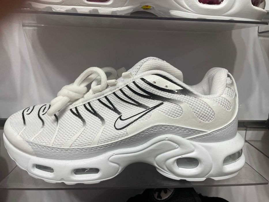 Nike TN унисекс спортни маратонки