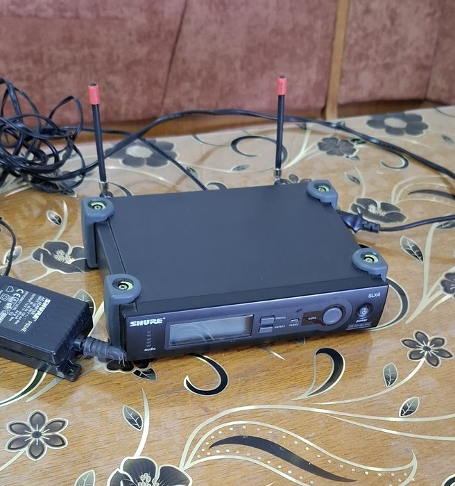 Vand microfon Shure SLX cu beta 58