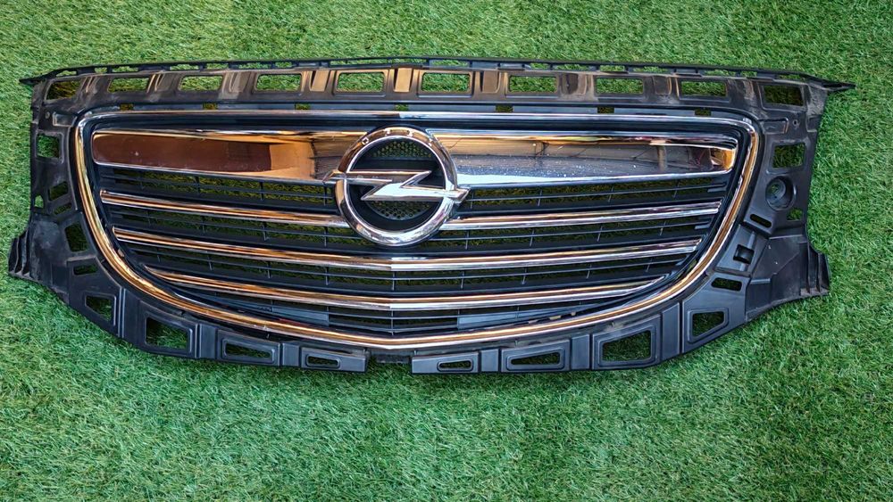 Решетка Opel Insignia / Опел Инсигния