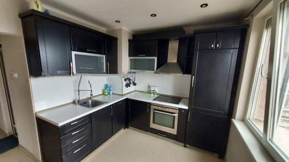 Дава се под наем Двустаен апартамент в София, Красно село - 80 кв.м за 650 € - Снимка #1