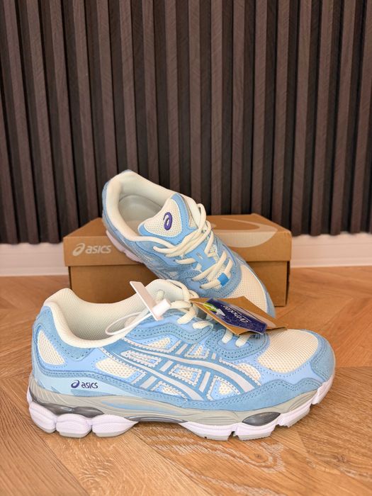 Спортни обувки ASICS