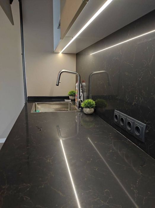 Искусственный камень;столешницы, ресепшн, туалетный столик и т.д.