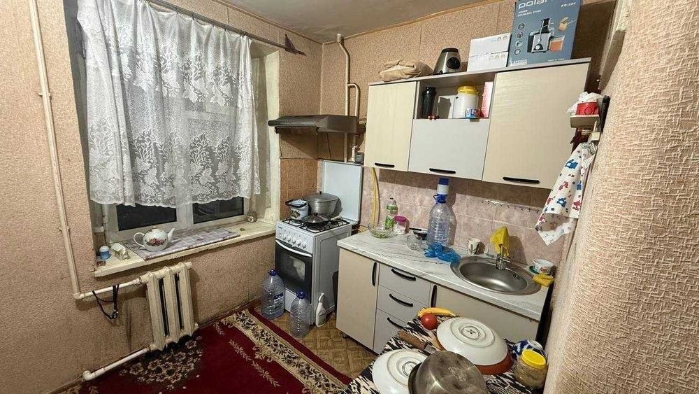 Продается 2-х ком квартира Феруза, военный городок