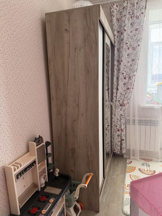 Продам щкаф купе