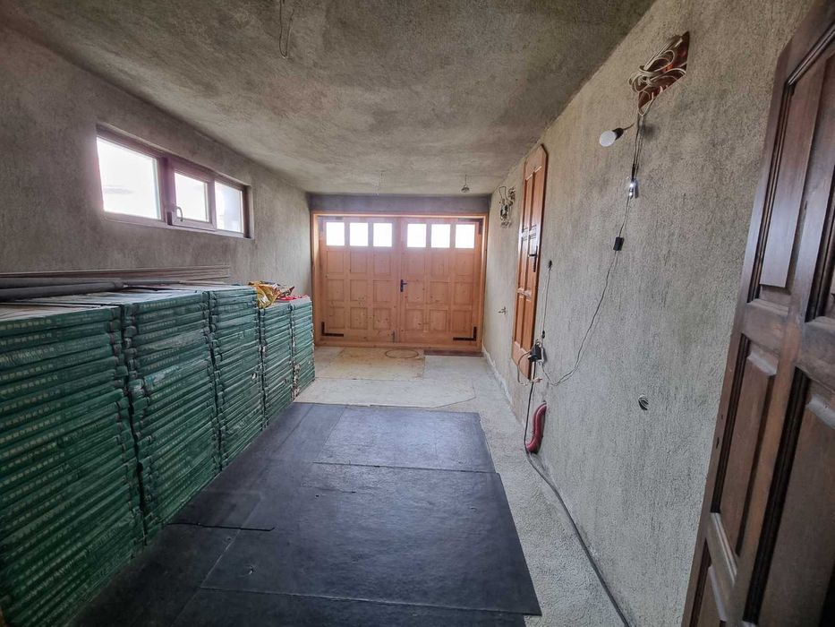 Продава се Къща в Варна, м-т Боровец - юг - 150 кв.м за 1587 €/кв.м - Снимка #9