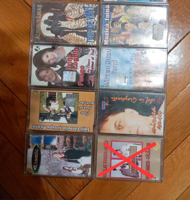 Casete vechi audio cu muzica