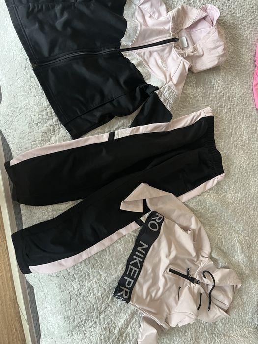 Nike екип 137-146