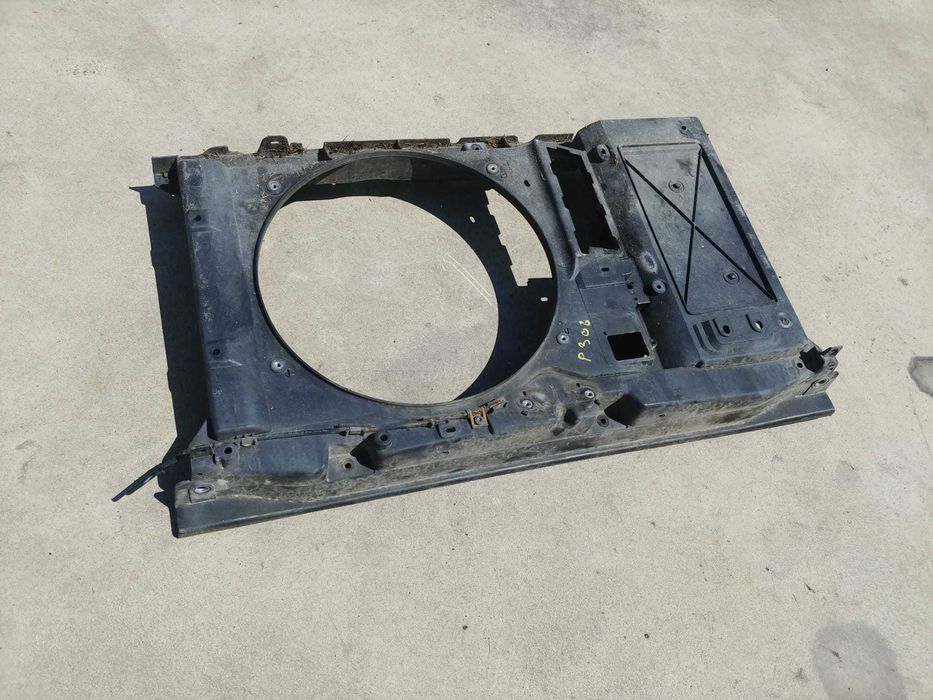 trager panou frontal 1.6 b peugeot 308 9652918980