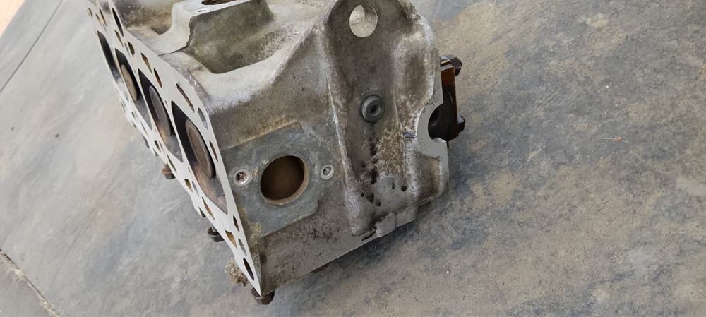Продам Головку Audi 80 b4 abk 2.0