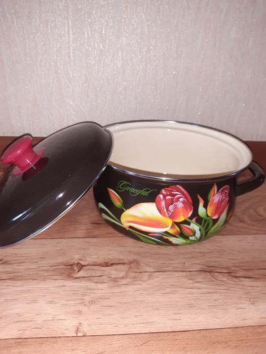 Посуда новая разная