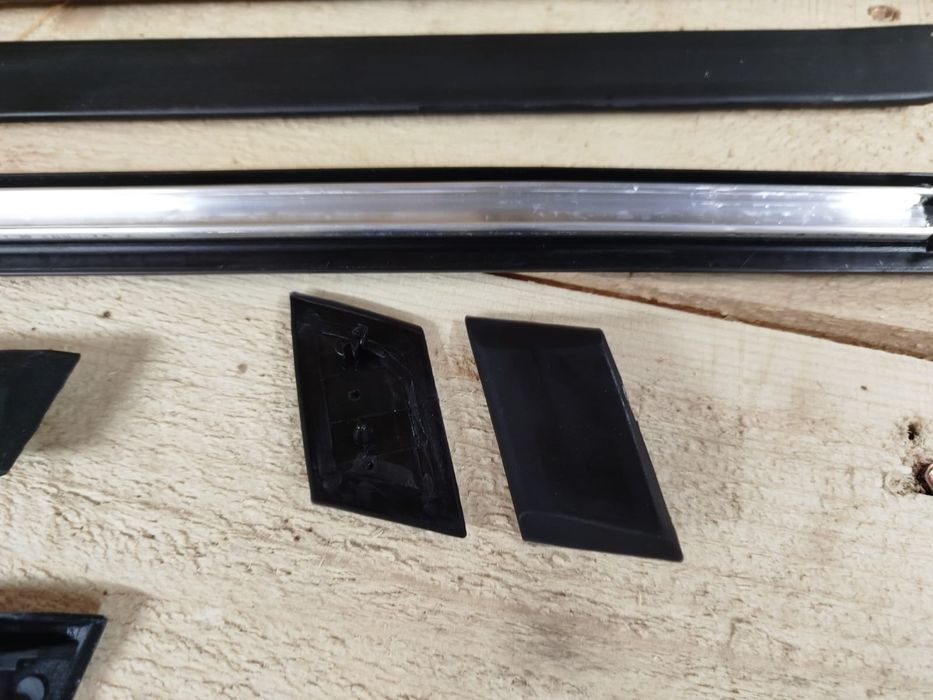 БМВ Е34/BMW E34 молдинги на двери комплект