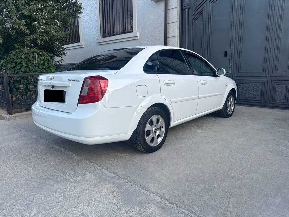 Chevrolet Lacetti 1.6 avtomat