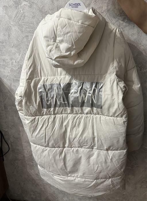 Детская зимняя куртка для девочки.