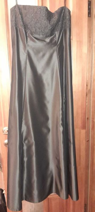 Вечернее платье                                             .