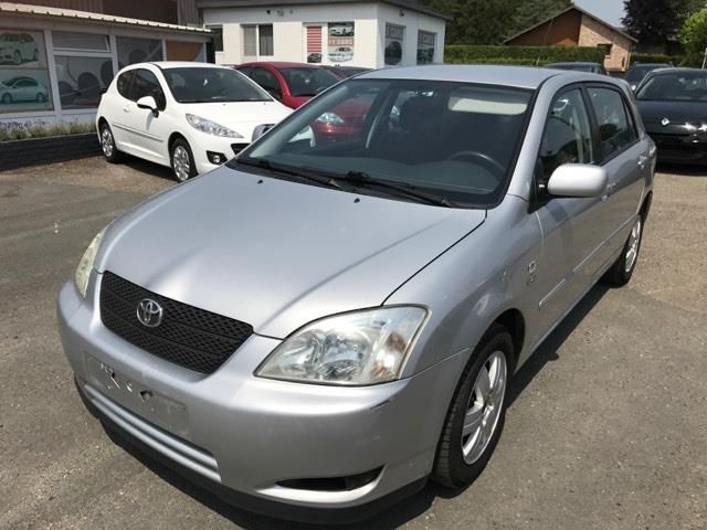 2 Броя Тойота корола Е12 2,0 ди фор ди 116 кс. 2003 г. toyota corolla