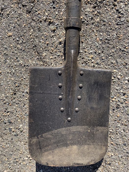 Новая саперная лопата БСЛ-110