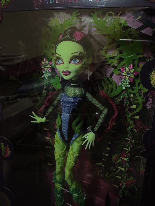 Monster high Венера Макфлайтрап