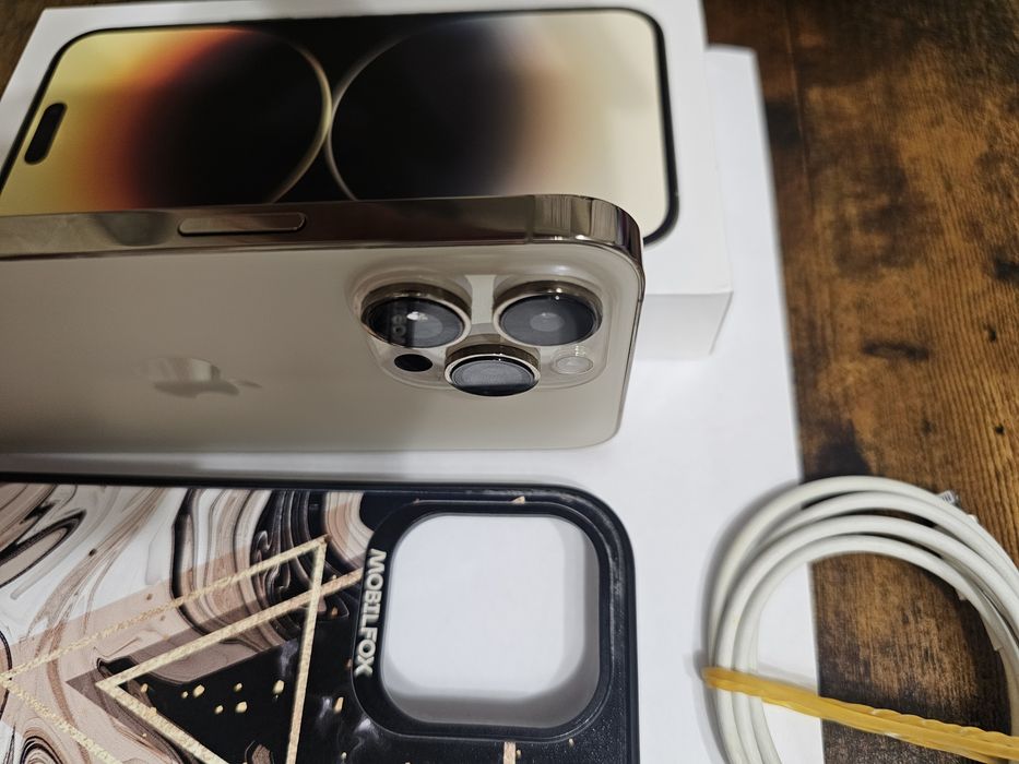 Iphone 14 PRO MAX Gold- CU GARANTIE-CA NOU, fara zgarieturi, sanatatea bateriei 83%