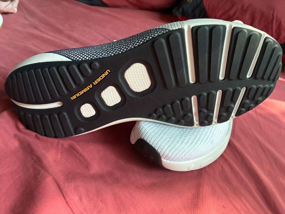 Under Armour • Phantom