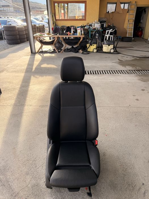 Салон от Мерцедес Е класа w213 facelift седан