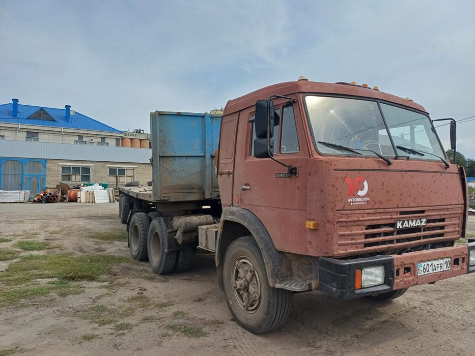 КамАЗ двухмостовый .