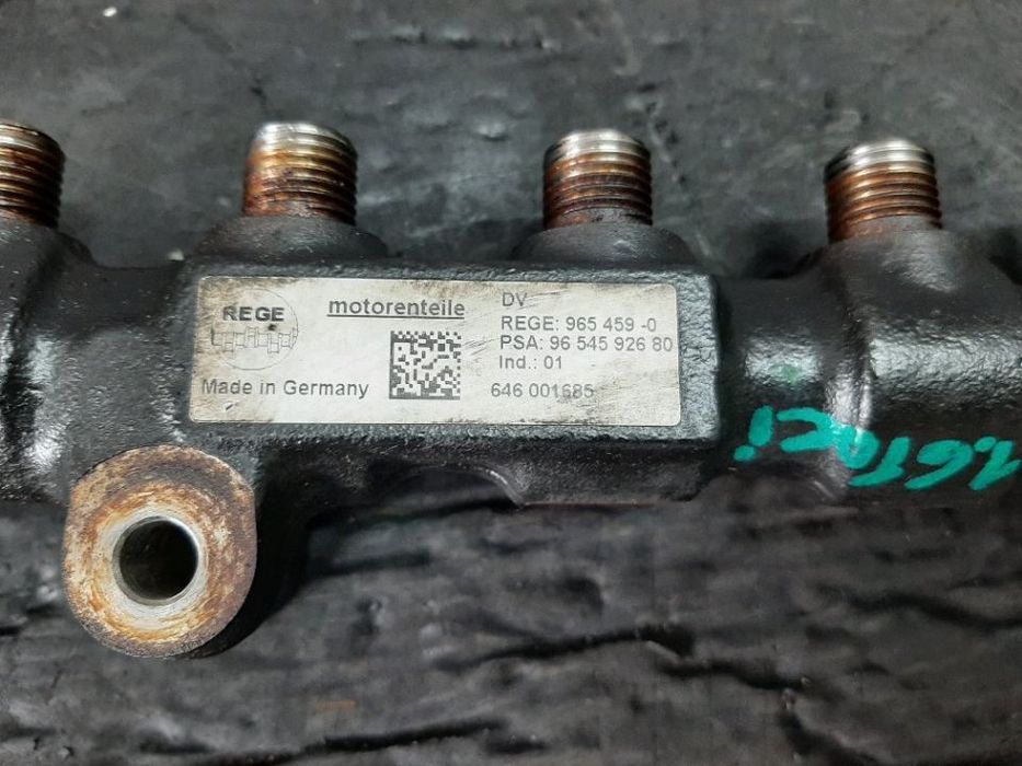 Rampa injectoare 1.6 d ford fiesta 6 focus 2 peugeot 206 307 308 9654592680
