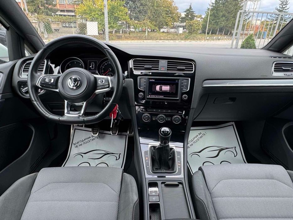 VW Golf 7 2016г 1,6TDI