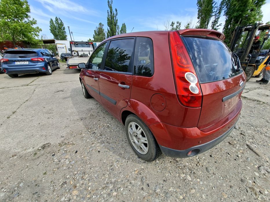 Dezmembrez Ford Fiesta 1.3 B 1.4B 2007  FXJA A9JA