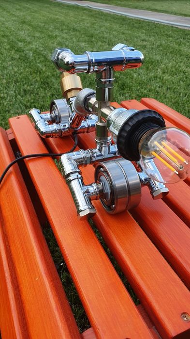 Бутикова настолна / нощта лампа -ЧОПЪР/МОТОР