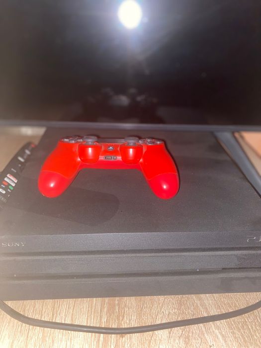 Consolă ps4 slim
