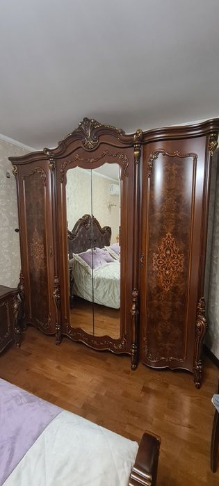 Спальный гарнитур