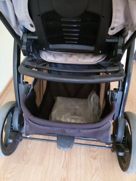 Комбинирана бебешка количка