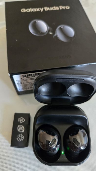 Продам наушники Samsung Galaxy bads pro